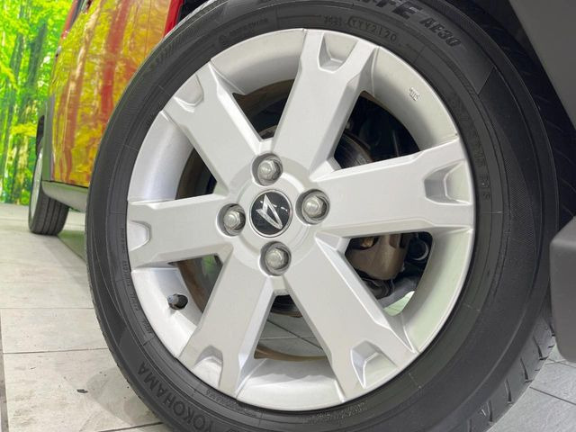 �y����15�C���`�A���~�z�C�[���z�O�ςɃ}�b�`���������A���~�z�C�[���𑕒����Ă���܂��B�e��ЊO�A���~�z�C�[����A�X�^�b�h���X�^�C�����戵�����Ă���܂��B���񂲑��k����������