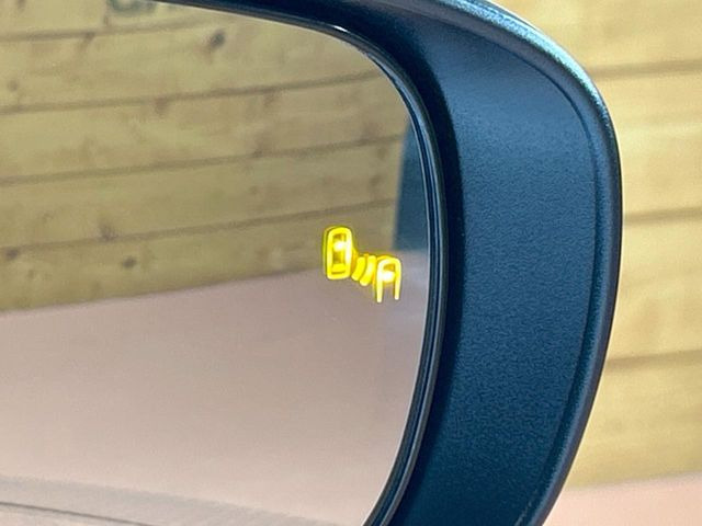 �y�u���C���h�X�|�b�g���j�^�[�z���s���A�h�A�~���[�̎��p�ɂȂ�₷���ӏ��Ɍ㑱�Ԃ��ڋ߂���ƃT�C�h�~���[�t�߂Ɍx����\���A�h���C�o�[�ɒ��ӊ��N�����Ă���܂��B