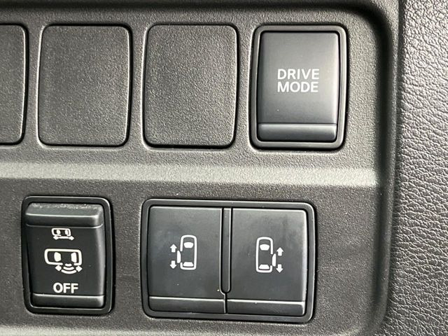 �y�����p���[�X���C�h�h�A�z�X�}�[�g�L�[��^�]�Ȃ̃X�C�b�`�Ō�ȗ����X���C�h�h�A�̊J���\���d��������͂����ăh�A���J����K�v�������A�����Ȃ��q�l�ł��ȒP�ɊJ���߂ł����K�ł���