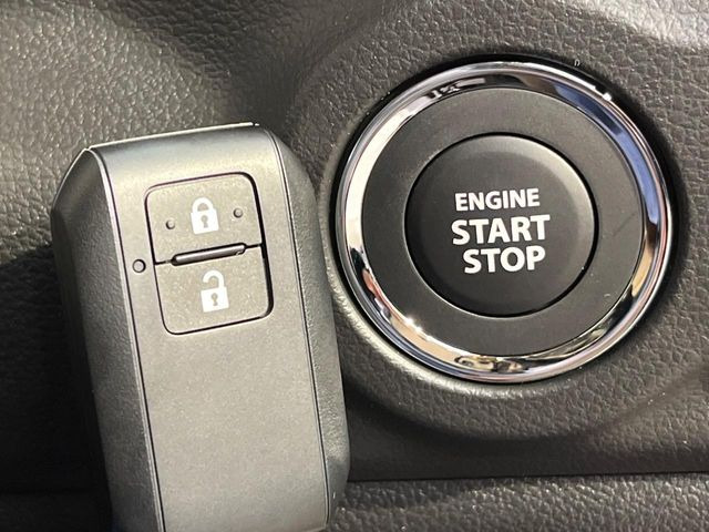 �y�L�[���X�X�^�[�g�V�X�e���z�J�o����|�P�b�g�ɓ��ꂽ�܂܂ł��h�A�̎{���E�������\�ȃX�}�[�g�L�[�𑕔��B�G���W���̃I���E�I�t�����J�M�����o���K�v����������Ƃ��Ă��֗��ł���