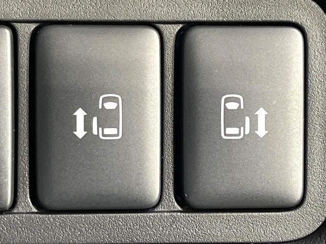 �y�����p���[�X���C�h�h�A�z�X�}�[�g�L�[��^�]�Ȃ̃X�C�b�`�Ō�ȗ����X���C�h�h�A�̊J���\���d��������͂����ăh�A���J����K�v�������A�����Ȃ��q�l�ł��ȒP�ɊJ���߂ł����K�ł���