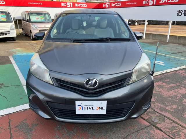 ヴィッツ1.3 F 4WD