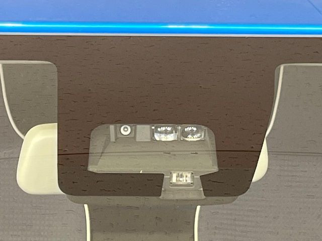 �y�X�Y�L �Z�[�t�e�B�T�|�[�g�z���s���ɑO���̎ԗ�����F�����A�Փ˂������Ȏ��͌x��ƃu���[�L�ŏՓˉ���Ɣ�Q�y�����A�V�X�g�B�����S�Ƀh���C�u�����y���݂��������܂��B