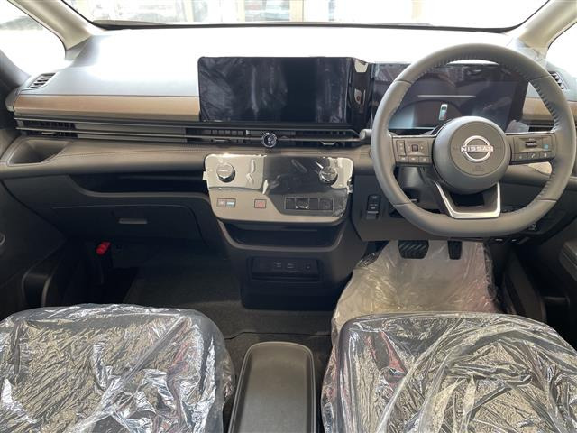 セレナ1.4 e-POWER ハイウェイスターV