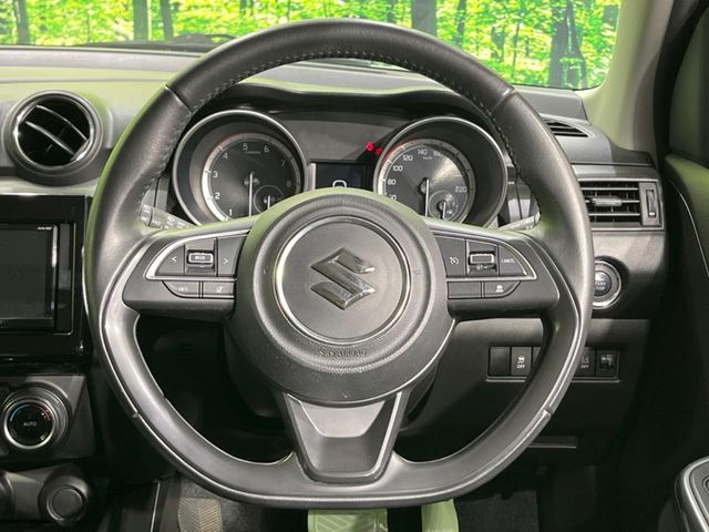 �y�����v�����X�e�A�����O�z�㎿�Ȋv���g�p���邱�ƂŁA��ɂ����������݂ƂĂ��^�]���₷���n���h���ł���