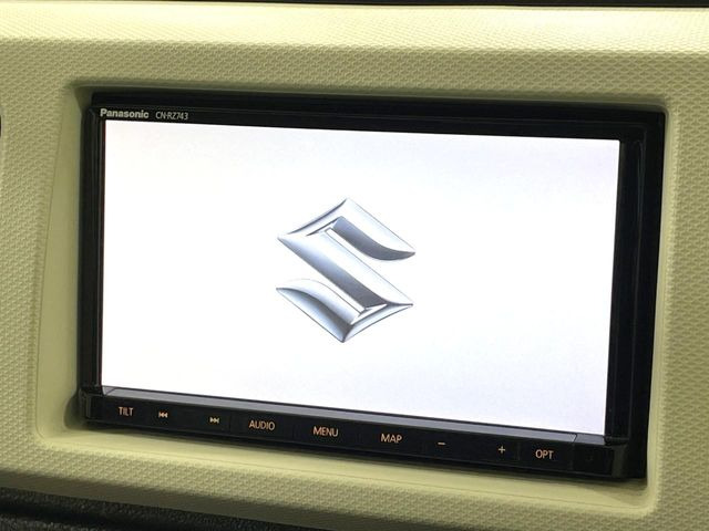 �y����7�^�i�r�z�l�C�̏����i�r�𑕔����Ă���܂��B�i�r�̎g���₷���͂������A�I�[�f�B�I�@�\���[��!�L�����v�◷�s�͂������A�ʋ΂┃�����ȂǕ��i�̃h���C�u���y�����Ȃ�͂���