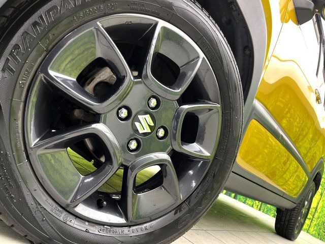 �y����16�C���`�A���~�z�C�[���z�O�ςɃ}�b�`���������A���~�z�C�[���𑕒����Ă���܂��B�e��ЊO�A���~�z�C�[����A�X�^�b�h���X�^�C�����戵�����Ă���܂��B���񂲑��k����������