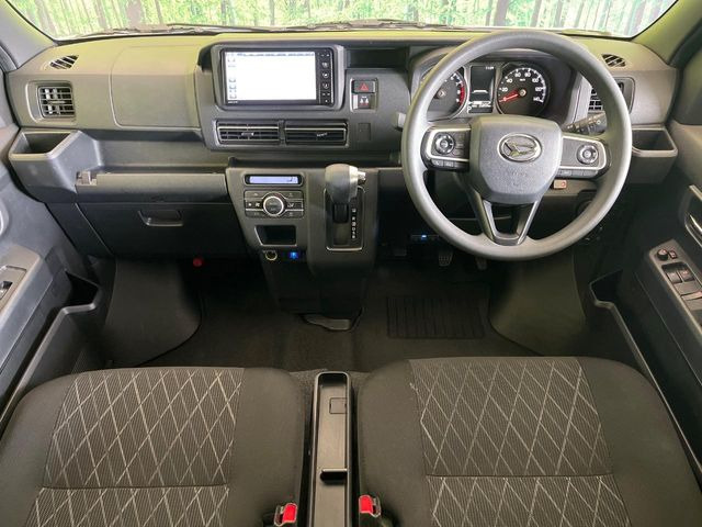 �O���[�v���݌ɐ���30,000��!!�S���̌n��X���烁�[�J�[�E�Ԏ��킸���Љ�o����̂ŁA���Ȃ��Ƀs�b�^���̂��Ԃ�������͂��ł���܂��͂��₢���킹��������