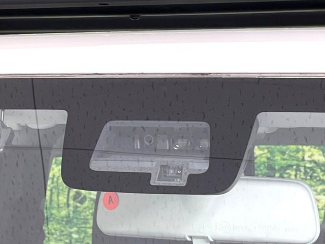 �y�X�Y�L �Z�[�t�e�B�T�|�[�g�z���s���ɑO���̎ԗ�����F�����A�Փ˂������Ȏ��͌x��ƃu���[�L�ŏՓˉ���Ɣ�Q�y�����A�V�X�g�B�����S�Ƀh���C�u�����y���݂��������܂��B