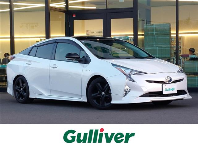 プリウス1.8 S セーフティ プラス ツートーン