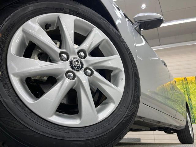 �y�����A���~�z�C�[���z�O�ςɃ}�b�`���������A���~�z�C�[���𑕒����Ă���܂��B�e��ЊO�A���~�z�C�[����A�X�^�b�h���X�^�C�����戵�����Ă���܂��B���񂲑��k����������