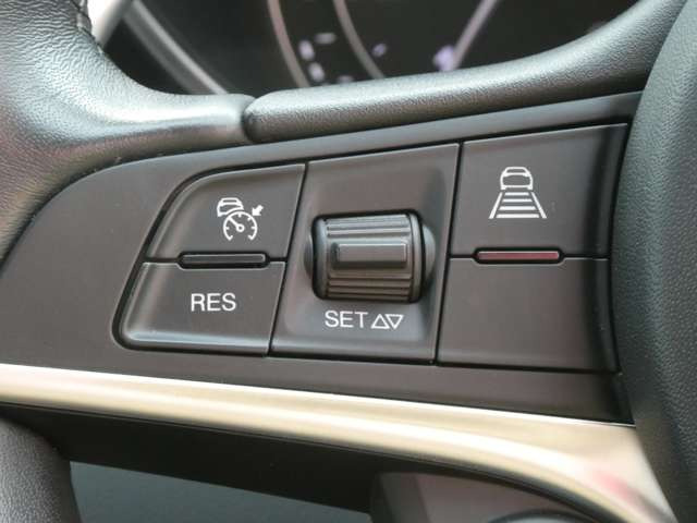 �A�_�v�e�B�u�N���[�Y�R���g���[������!�Ǐ]���ō������H�����S�ł���