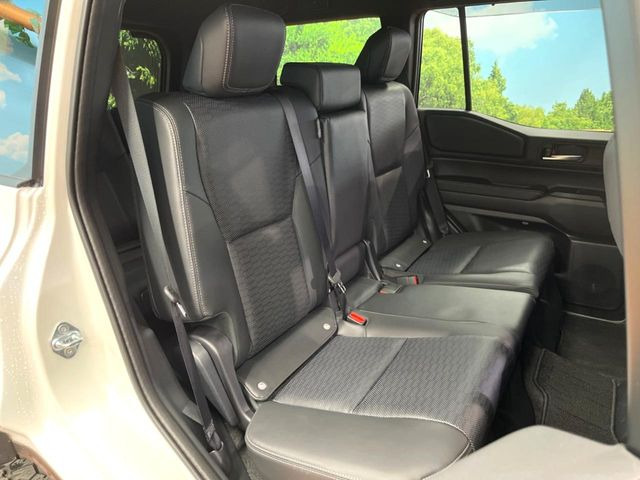 �L�X�Ƃ���2��ڃV�[�g�͋��Z���������A���S�n�����K!�F�B��Ƒ��Ƃ̂��o�����ɂ҂�����ł��B�x�r�[�V�[�g��`���C���h�V�[�g�g�p�������K�ɂ��߂�������������\���ȋ�Ԃ��m�ۂ��Ă��܂��B