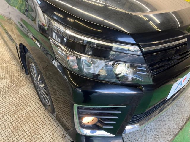 �yLED�w�b�h���C�g�z���V����ԑ��s�����ǍD�Ȏ��E���m�ۂ����S���ĉ^�]�ł��鍂�P�xLED�w�b�h���C�g�𑕔�!�_�����x�������A����d�͂��}�����Ă��܂��B