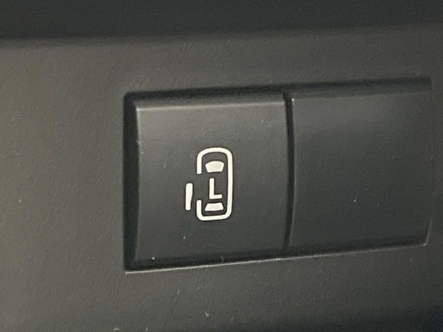 �y�p���[�X���C�h�h�A�z�X�}�[�g�L�[��^�]�Ȃ̃X�C�b�`�ŃX���C�h�h�A�̊J���\���d��������͂����ăh�A���J����K�v�������A���������q�l�ł��A�d���ו��������Ă��鎞�����N�ɊJ���߂ł��܂���