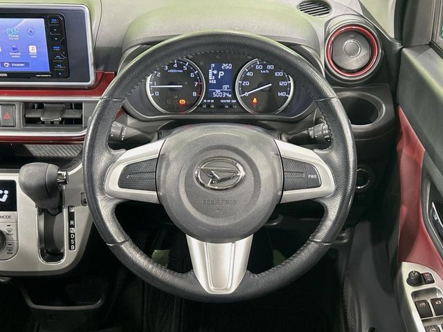 【純正革巻きステアリング】上質な革を使用することで、手にしっかり馴染みとても運転しやすいハンドルです♪