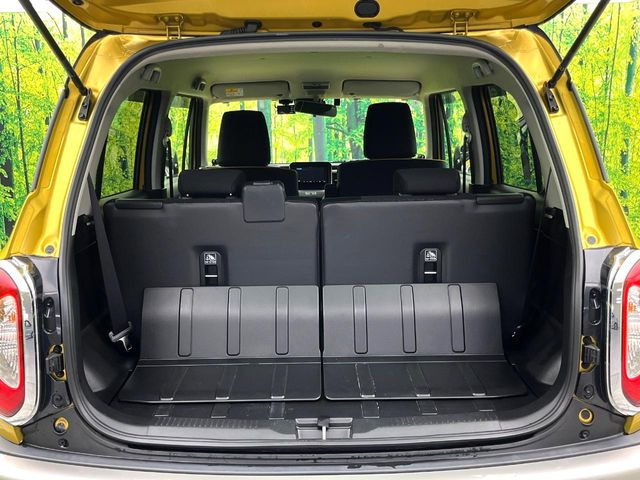 ���i�̂���������ʋ΁A���}���ɏ\���ȉ׎��X�y�[�X���m�ۂ��Ă���܂��B�Z�J���h�V�[�g��|���ƁA�傫�ȉו��̐ύڂ��\�ł���