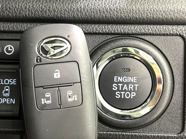 �y�L�[�t���[�V�X�e���z�J�o����|�P�b�g�ɓ��ꂽ�܂܂ł��h�A�̎{���E�������\�ȃX�}�[�g�L�[�𑕔��B�G���W���̃I���E�I�t�����J�M�����o���K�v����������Ƃ��Ă��֗��ł���