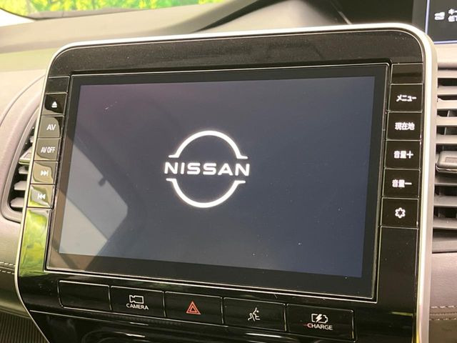 �y����10�C���`�i�r�z�l�C�̏����i�r�𑕔��B�I�[�f�B�I�@�\���[�����Ă���ABluetooth�ڑ�����΂������̃X�}�z��MP3�v���C���[�̉��y���Đ��\!�����̉^�]������Ɋy�����Ȃ�܂�!!