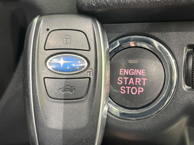 �y�A�N�Z�X�L�[&�v�b�V���X�^�[�g�z�J�o����|�P�b�g�ɓ��ꂽ�܂܂ł��h�A�̎{���E�������\�ȃX�}�[�g�L�[�𑕔��B�G���W���̃I���E�I�t�����J�M�����o���K�v�������A�{�^�����v�b�V�����邾����OK��