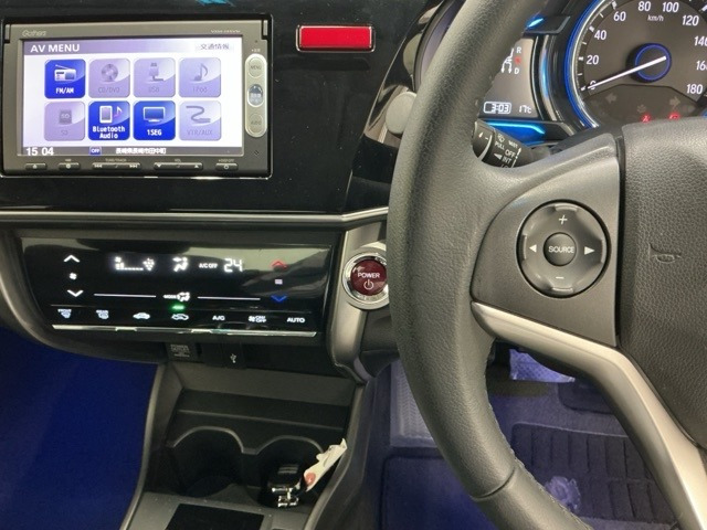 グレイス1.5 ハイブリッド LX