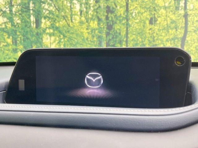 �y8.8�C���`�}�c�_�R�l�N�g�z�ԓ��̕��͋C�Ƀ}�b�`������^�̃f�B�X�v���C�B�X�}�z�ڑ��ł̃i�r�g�p��Bluetooth�Đ����A�l�X�ȋ@�\���y���߂܂��B�����I�ȃ_�C�������삪�\�ŁA�g��������ǍD�ł��B