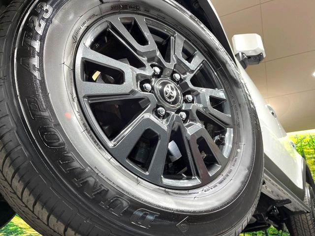 �y�����A���~�z�C�[���z�O�ςɃ}�b�`���������A���~�z�C�[���𑕒����Ă���܂��B�e��ЊO�A���~�z�C�[����A�X�^�b�h���X�^�C�����戵�����Ă���܂��B���񂲑��k����������