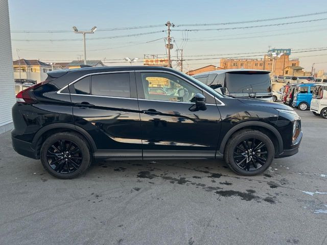 �����Ђł́A�S�Ԃ�3�����ԁA���s3000�L�������̖����ۏ؂�W���񋟂��Ă���܂��B(�A���Ԃ�1�N�ԁA���s������)