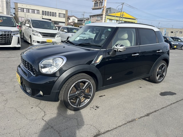 ミニクロスオーバークーパー S オール4 4WD