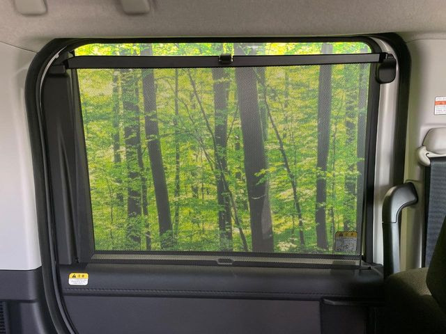 �y���[���V�F�[�h�z��������ԊO����̌���ῂ����Ƃ��ɃT�b�ƈ����o���Ďg����A���[���i�[�^�C�v�̃T���V�F�[�h�𑕔��B��Ȃɏ�������q�l���E�g�E�g�����������ȂǁA���Ђ����p����������