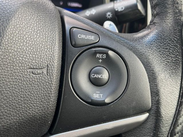 �y�N���[�Y�R���g���[���z�������H�����N���N���s�B�A�N�Z���𗣂��Ă���葬�x�ő��s���ł��A�������^�]���̕��S���y��!�����E�������ȒP�ȃX�C�b�`����Œ����ł��܂��B