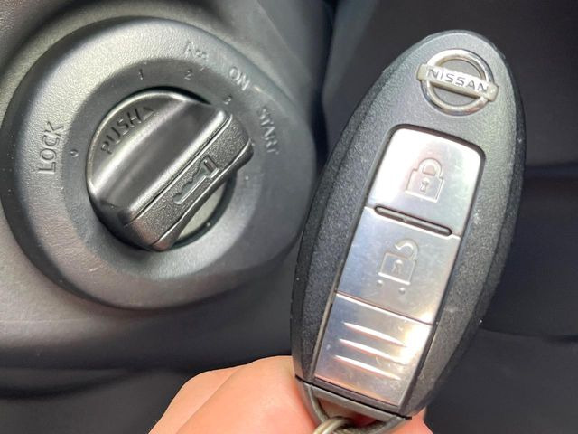 �y�C���e���W�F���g�L�[�z�J�o����|�P�b�g�ɓ��ꂽ�܂܂ł��h�A�̎{���E�������\�ȃX�}�[�g�L�[�𑕔��B�G���W���̃I���E�I�t�����J�M�����o���K�v����������Ƃ��Ă��֗��ł���