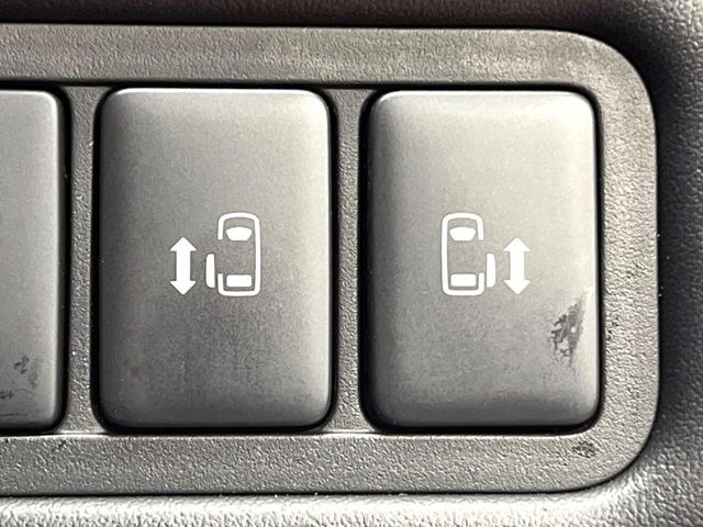 �y�����p���[�X���C�h�h�A�z�X�}�[�g�L�[��^�]�Ȃ̃X�C�b�`�Ō�ȗ����X���C�h�h�A�̊J���\���d��������͂����ăh�A���J����K�v�������A�����Ȃ��q�l�ł��ȒP�ɊJ���߂ł����K�ł���