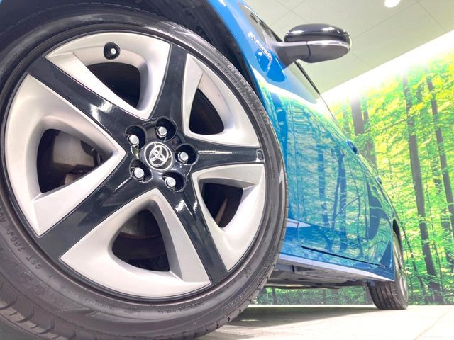 �y����17�C���`�A���~�z�C�[���z�O�ςɃ}�b�`���������A���~�z�C�[���𑕒����Ă���܂��B�e��ЊO�A���~�z�C�[����A�X�^�b�h���X�^�C�����戵�����Ă���܂��B���񂲑��k����������