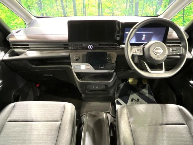 セレナ1.4 e-POWER ハイウェイスターV