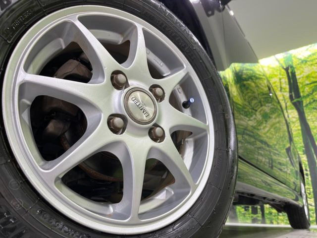 �y13�C���`�A���~�z�C�[���z�O�ςɃ}�b�`�����A���~�z�C�[���𑕒����Ă���܂��B�e��A���~�z�C�[����A�X�^�b�h���X�^�C�����戵�����Ă���܂��B���񂲑��k����������