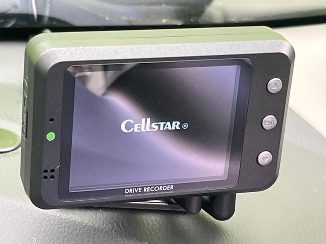 �y�h���C�u���R�[�_�[�z�h���C�u���R�[�_�[����!���s���͂������A������^�]�⎖�̂ɑ��������ہA�f���ŋL�^���A����̃��X�N�ɔ����܂��B���L�^�pSD�J�[�h�͂��q�l�����g�ł��������������K�v������܂��B