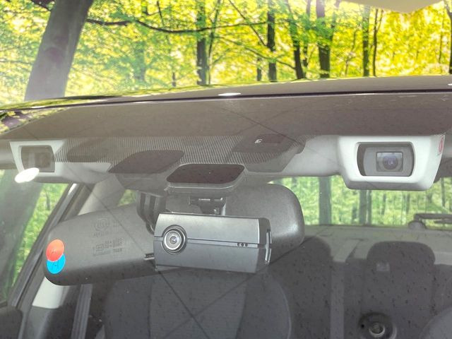 �y�A�C�T�C�gVer3�z�O���̎ԗ��������m���A�Փ˂������Ȏ��͌x��Œ��ӂ𑣂��A�u���[�L�𓥂ޗ͂��T�|�[�g�B�u���[�L�𓥂߂Ȃ������ꍇ�͏Փ˔�Q�y���u���[�L���쓮�A�Փˉ�����T�|�[�g���܂��B