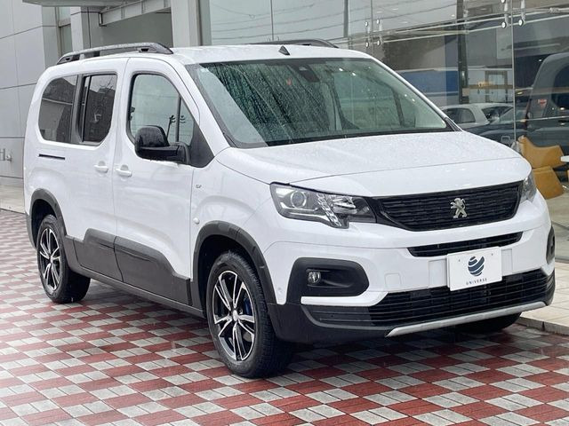 �������t�т̕ۏ؂̑��A���S�̍Œ�3�N�E���s�������ۏ�(�L��)�����p�ӁB�A���Ԃ����S���Ă��y���݂���������l�A�ۏؓ��e���[���͂������A�����_��&�I�C�������⃍�[�h�T�[�r�X���t�т��Ă���܂��B