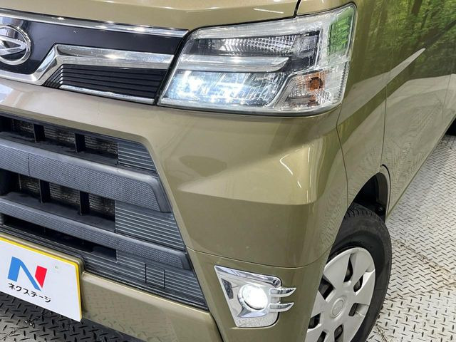 �yLED�w�b�h���C�g�z���V����ԑ��s�����ǍD�Ȏ��E���m�ۂ����S���ĉ^�]�ł��鍂�P�xLED�w�b�h���C�g�𑕔�!�_�����x�������A����d�͂��}�����Ă��܂��B