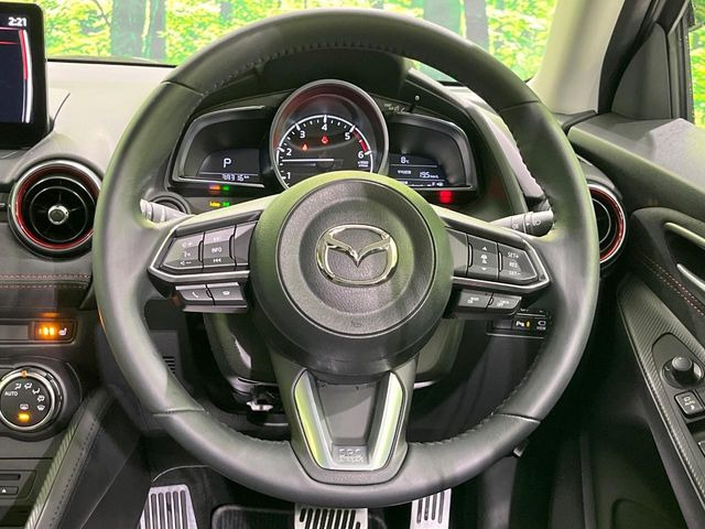 �y�����v�����X�e�A�����O�z�㎿�Ȋv���g�p���邱�ƂŁA��ɂ����������݂ƂĂ��^�]���₷���n���h���ł���