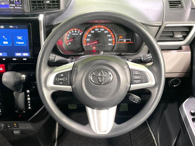 �y�X�e�A�����O�X�C�b�`�z�^�]���A�O������ڐ������炷���ƂȂ��A�I�[�f�B�I���̑��삪�\�ȕ֗��@�\!���S&���K�ȃh���C�u�����o���Ă���܂���