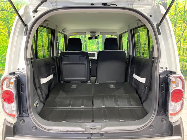 ���i�̂���������ʋ΁A���}���ɏ\���ȉ׎��X�y�[�X���m�ۂ��Ă���܂��B�Z�J���h�V�[�g��|���ƁA�傫�ȉו��̐ύڂ��\�ł���