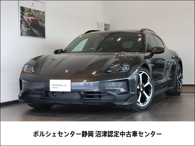 タイカン4S パフォーマンスバッテリー プラス 4シート 4WD