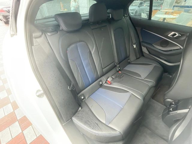 ���㕔���Ȃ��C�ɂȂ�悤�ȃL�Y�E�����ւ��蓙�A�傫�ȃ_���[�W�͂Ȃ��A�ǍD�ȏ�Ԃł��B