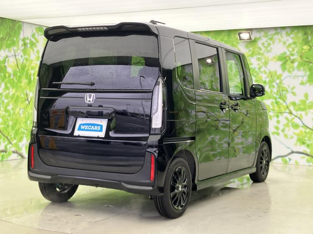 N-BOXカスタムブラック スタイル