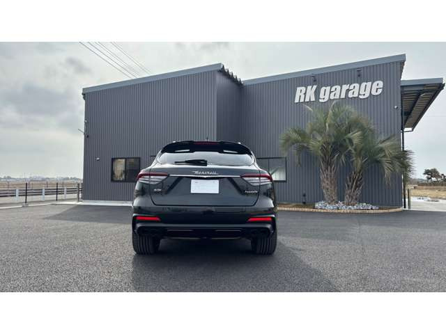 レヴァンテS グランスポーツ 4WD