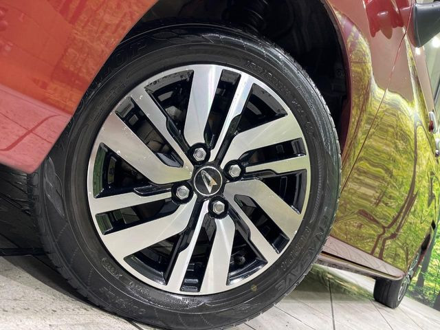 �y����14�C���`�A���~�z�C�[���z�O�ςɃ}�b�`���������A���~�z�C�[���𑕒����Ă���܂��B�e��ЊO�A���~�z�C�[����A�X�^�b�h���X�^�C�����戵�����Ă���܂��B���񂲑��k����������