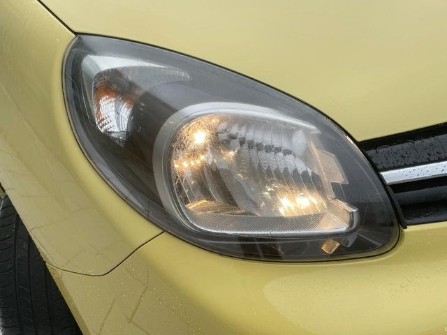 ���w�b�h���C�g:�w�b�h���C�g�͉��΂݂����Ȃ��A�Y��ȏ�Ԃ�ۂ��Ă���܂��B���΂ݖh�~�̃����Y�R�[�e�B���O�̎{�H���\�ł������܂��B