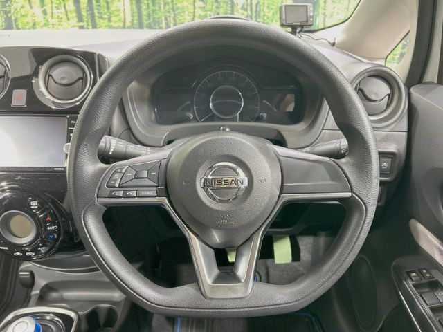 �y�X�e�A�����O�X�C�b�`�z�^�]���A�O������ڐ������炷���ƂȂ��A�I�[�f�B�I���̑��삪�\�ȕ֗��@�\!���S&���K�ȃh���C�u�����o���Ă���܂���